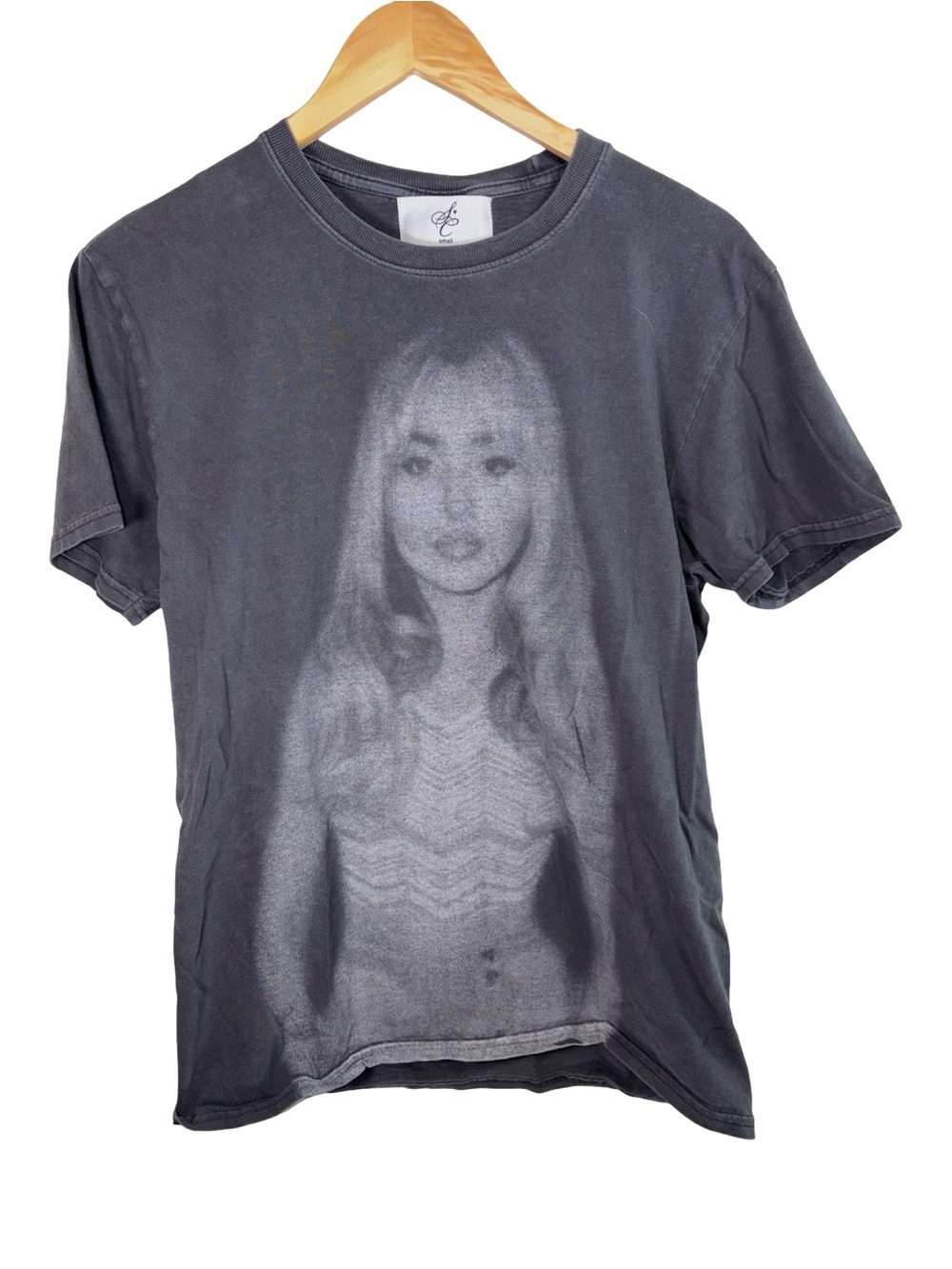Sabrina Carpenter heather grey "emails i cant send" tour t shirt
